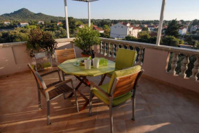 Apartment Tin - near the beach